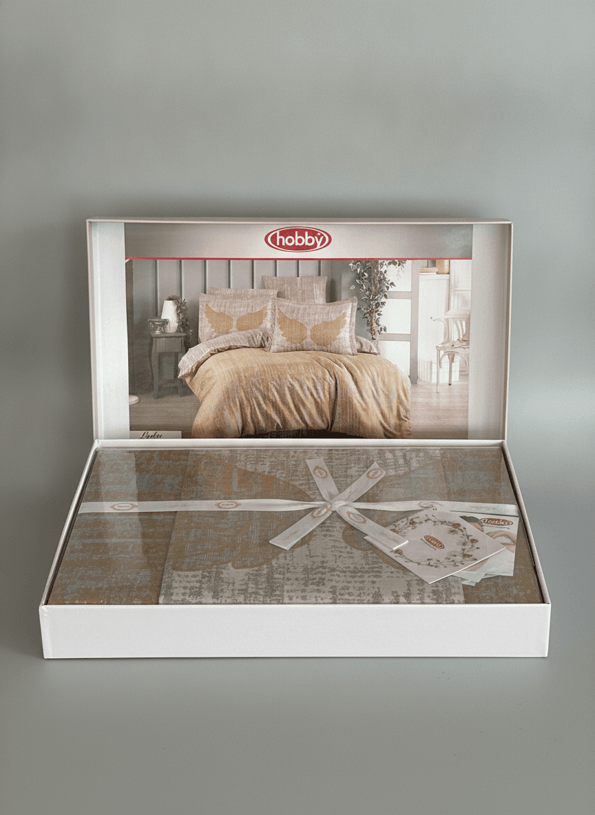 Hobby Poplin Çift Kişilik Nevresim Takımı Lydia Kanat Desenli